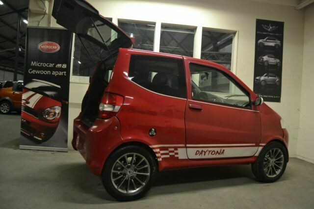 Casalini M10 Dytona SPORT RED Mopedauto Microcar 45 KM/H in Vreden