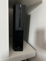 Xbox One in schwarz inklusive 2 Spielen Berlin - Treptow Vorschau