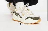 Nike Tech Hera Sneaker Hessen - Eppertshausen Vorschau