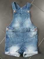 neuwertige Jeans-Latz-Shorts blau Gr. 98 von H&M Baden-Württemberg - Waibstadt Vorschau