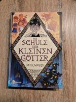 Buch Die Schule der kleinen Götter Sachsen - Böhlen Vorschau