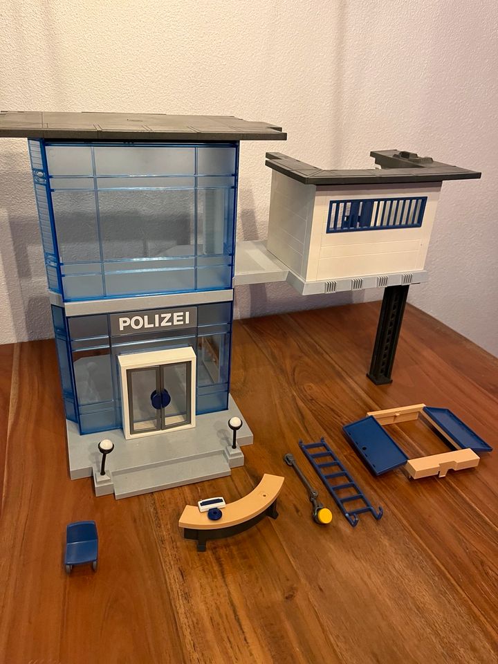 Playmobil Polizei Stationen Konvolut in Opfenbach