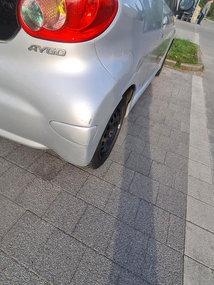 Toyota Aygo neu tüv in Berlin