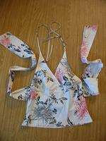 Esprit Neckholder-Top, weiß gemustert, Gr. 36, NEU ohne Etikett! Bayern - Weidenbach Vorschau
