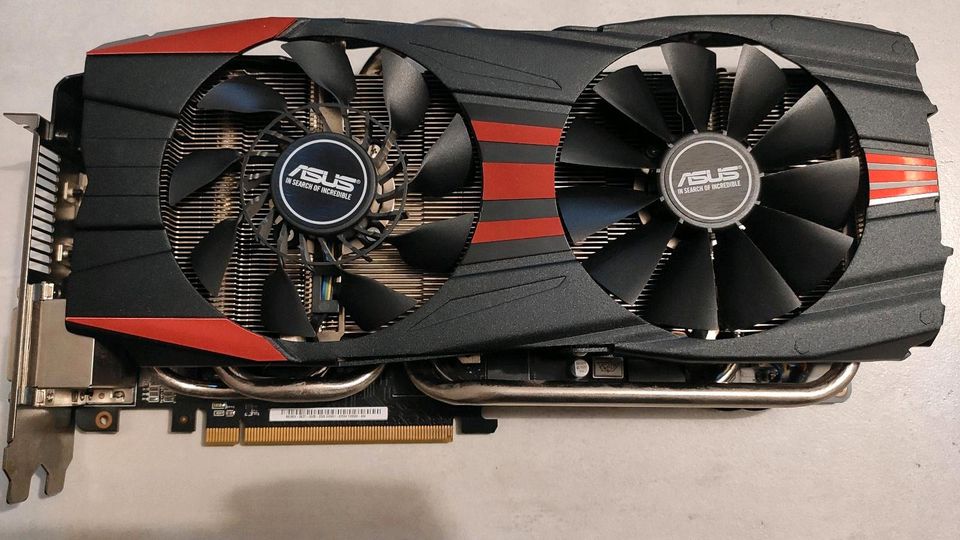 ASUS Radeon R9 280X DirectCU II in Haimhausen