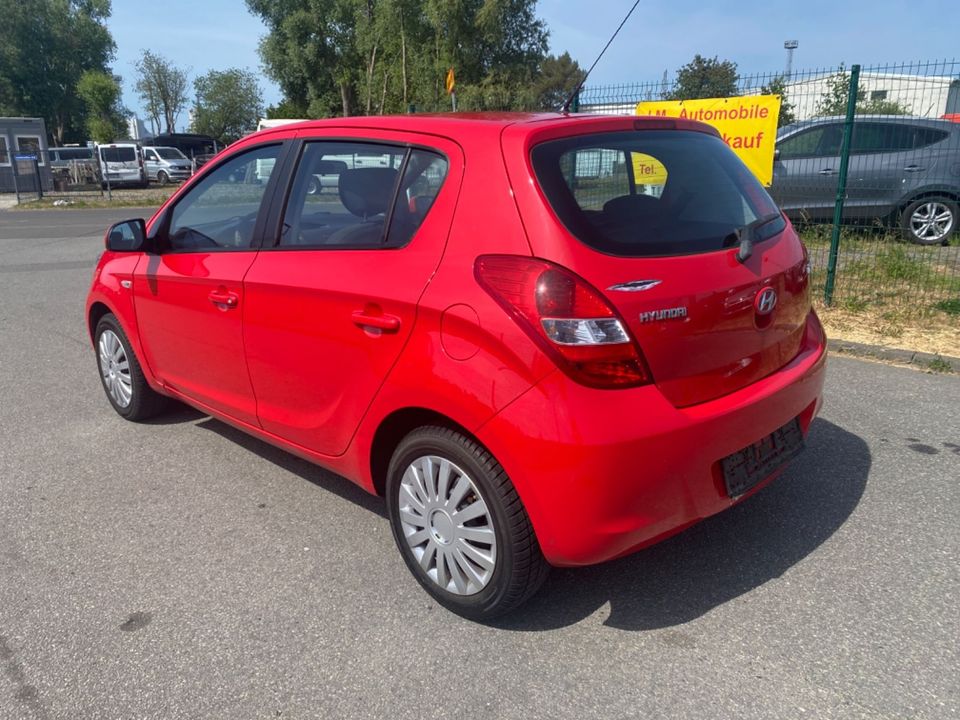 Hyundai i20 1.2 active,Klima,5Tür,SH,nur 89 Tkm,TÜV NEU in Rostock