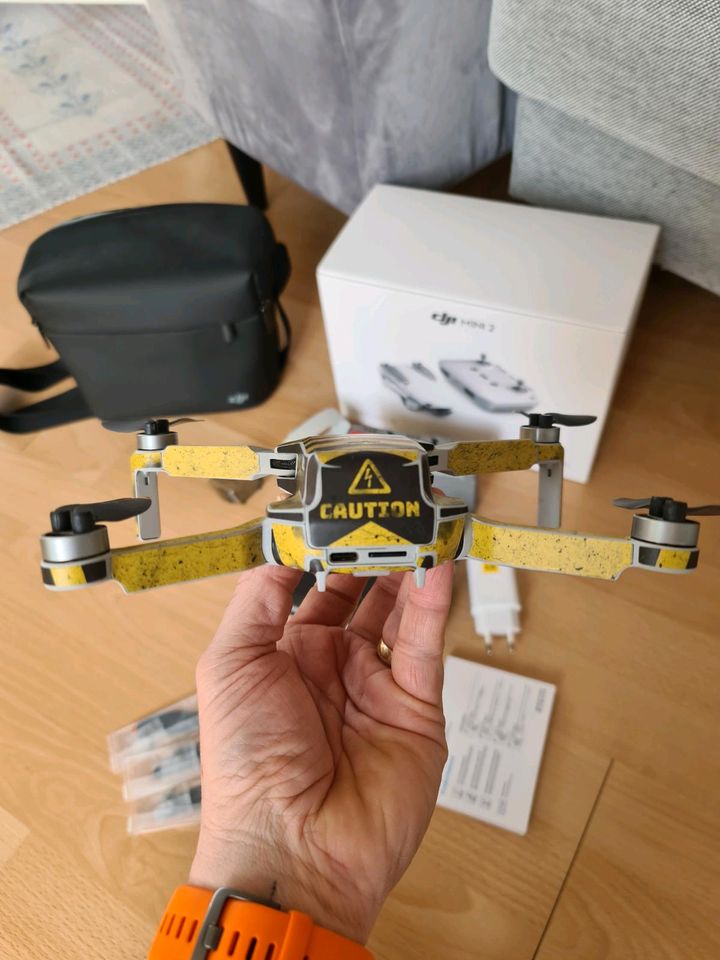 DJI Mini 2 Fly More Combo Set OVP 4K keine Mini 3 4 Pro in Hamburg