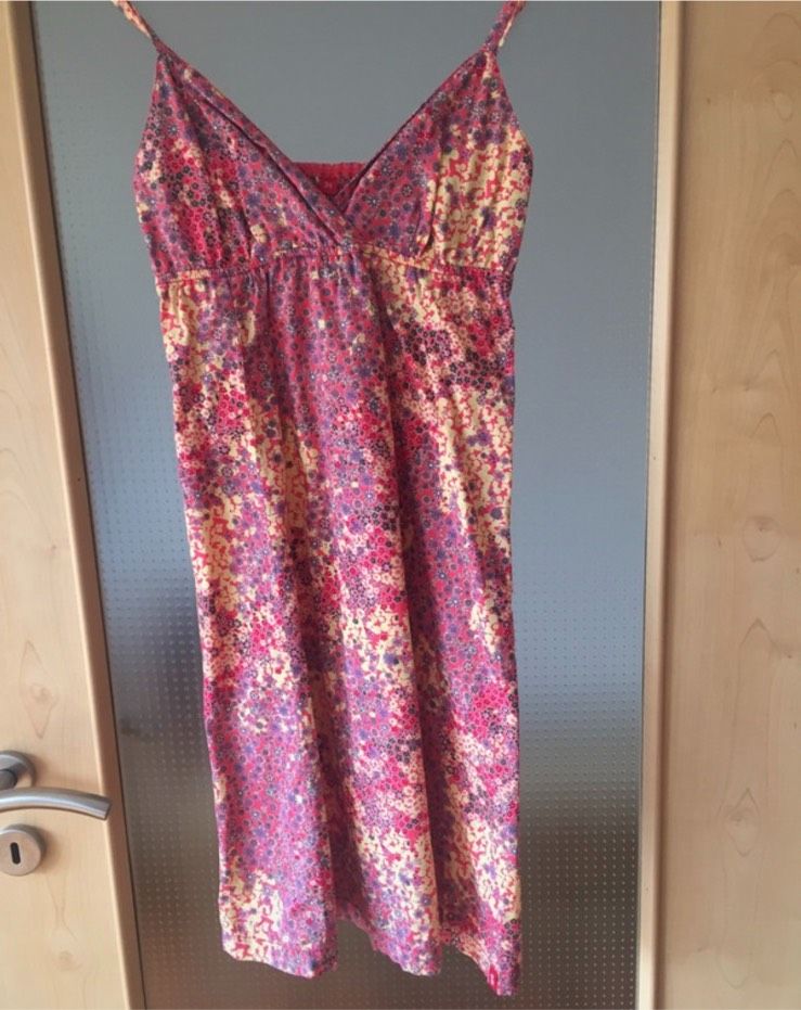 Kleid Größe XS Esprit EDC in Köln