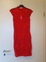 Rotes Kleid Saarland - Losheim am See Vorschau