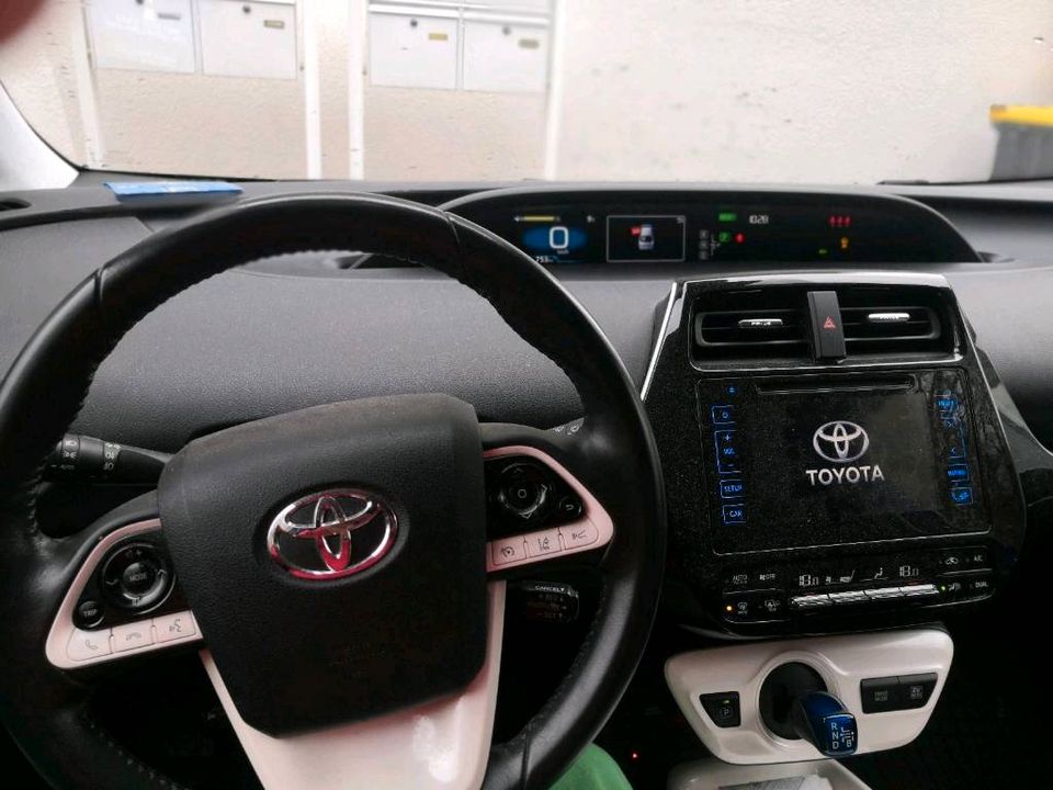 Toyota Prius 1,8VVT-i Comfort in Eppelborn