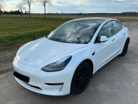 Tesla Model 3 Performance 09/2022 USS Niedersachsen - Braunschweig Vorschau