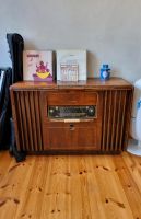 Original Vintage Kommode mit Radio/Plattenspieler Berlin - Treptow Vorschau