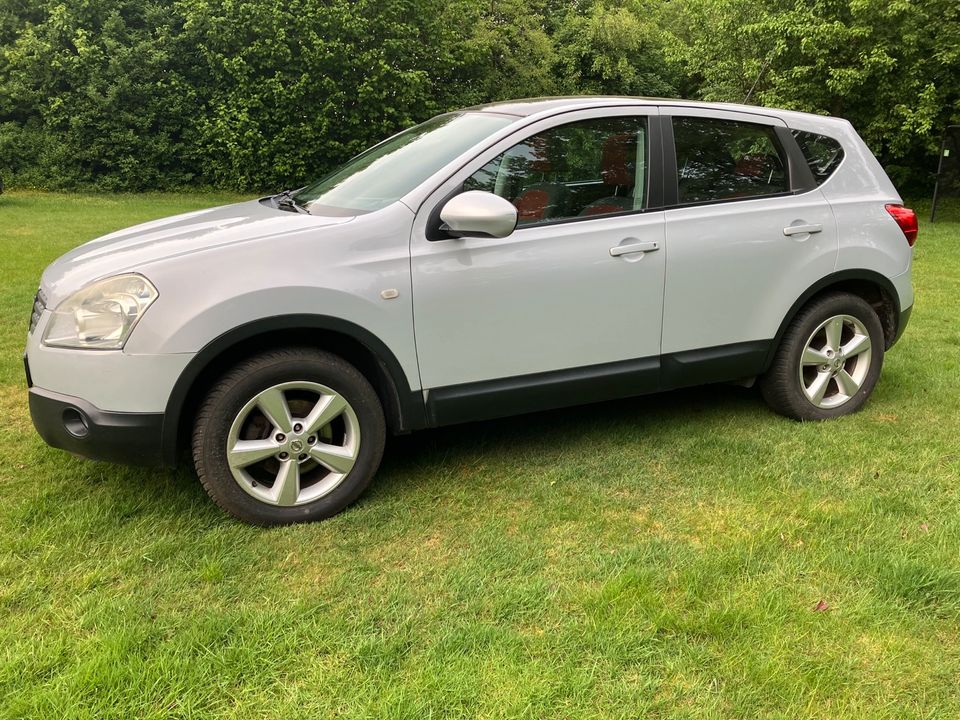 Nissan Qashqai 1.6 *Panorama*AHK*TÜV 2/26* in Steinfeld