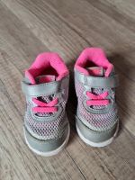 Babyschuhe nike gr 21 Niedersachsen - Nordenham Vorschau