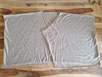 Comma Oversized Cardigan ohne Ärmel beige Herz gold Glitzer Bayern - Pastetten Vorschau