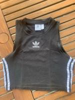 Adidas kurzes Tank Top Shirt in schwarz 3 Stripes Gr. 36 Hessen - Rodgau Vorschau