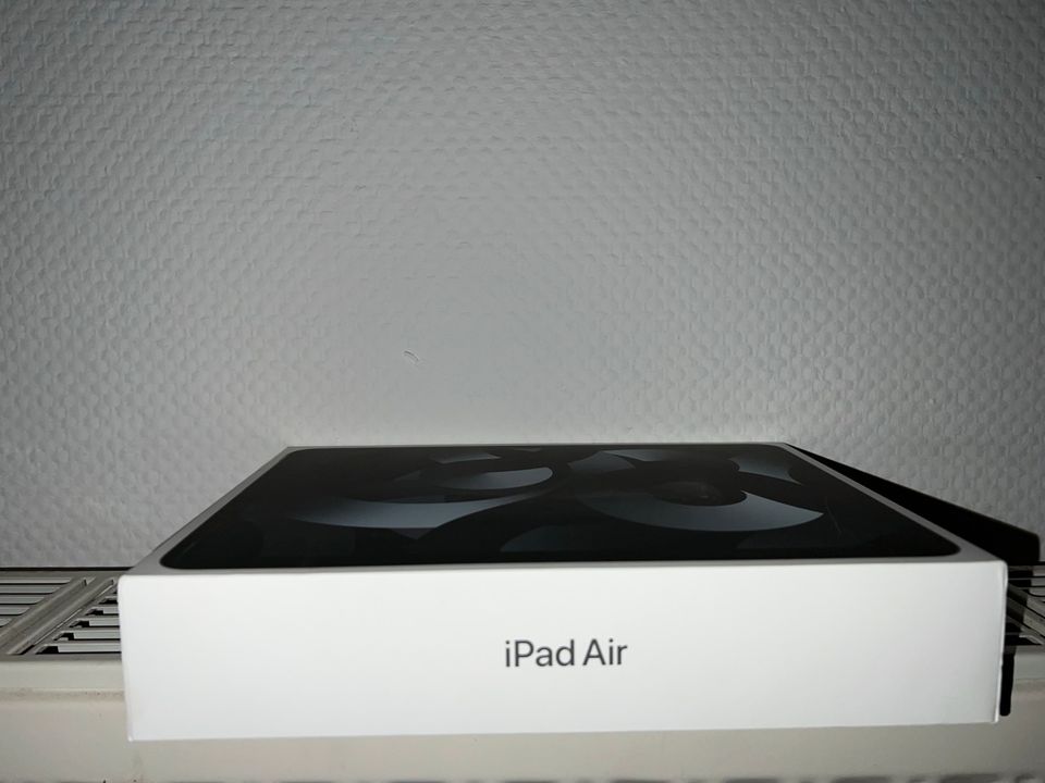 iPad air 5th gen in Melsbach