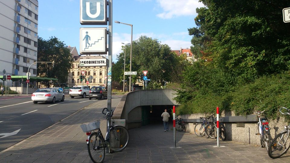 1-Zimmer-Wohnung möbliert, 300m zur U-Bahn Fürth Jakobinenstr in Fürth