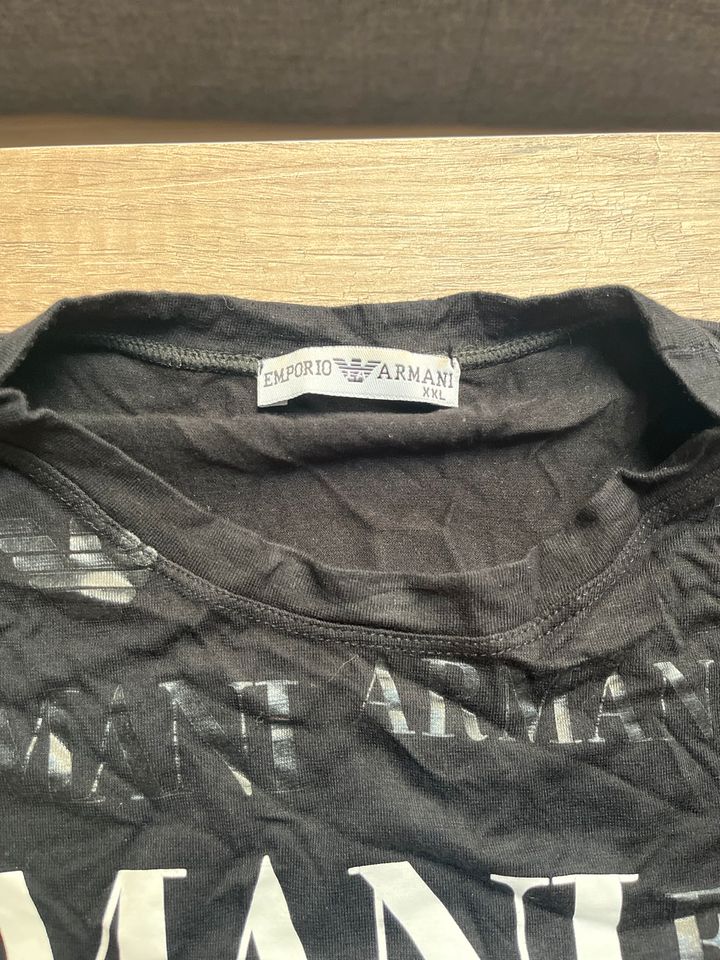 armani tshirt in Habichtswald