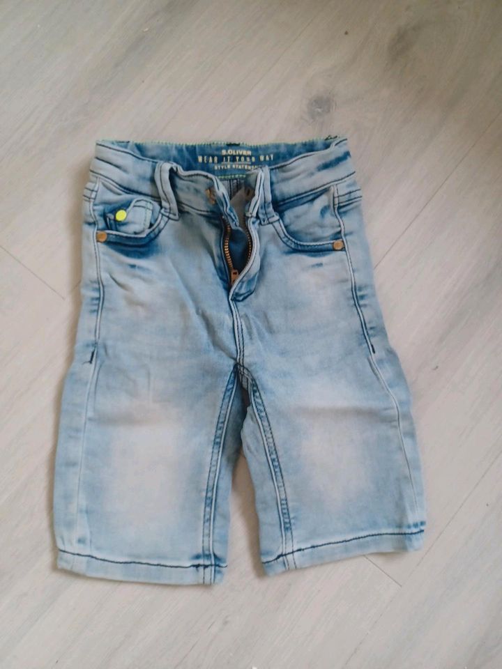 S.Oliver  Jeansshorts Gr.104 in Reinbek