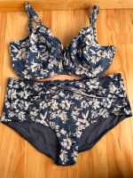 Change Bikini blau/weiß/blümchen 75K 44/46 Baden-Württemberg - Ehrenkirchen Vorschau