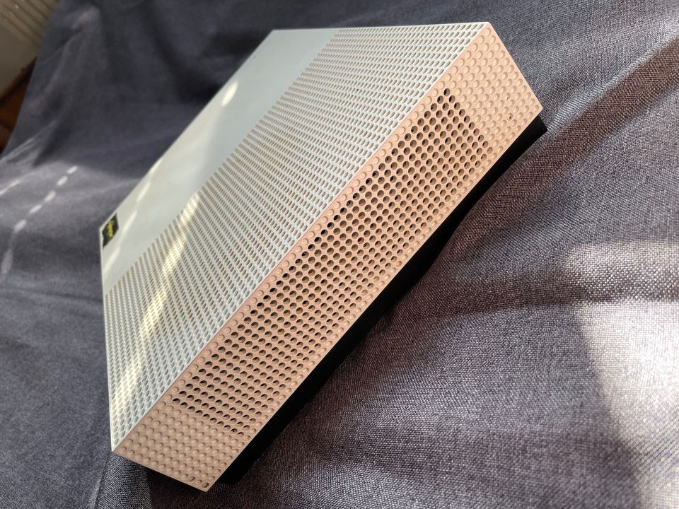 XBOX ONE S 500GB in Saterland