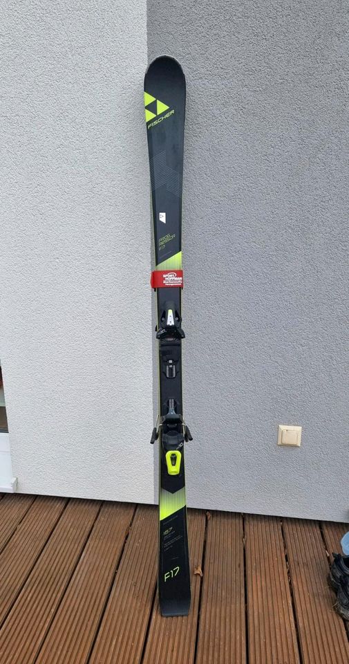 Carving Ski Fischer Progressor F17 RS 10 Bindung L 167  mm in Gebesee