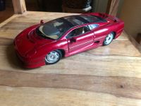 Maisto Jaguar XJ220 Rot 1/18 Pankow - Prenzlauer Berg Vorschau