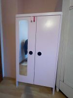 Rosafarbener Kinderschrank Busunge von IKEA mit Spiegel und Haken Hessen - Rödermark Vorschau