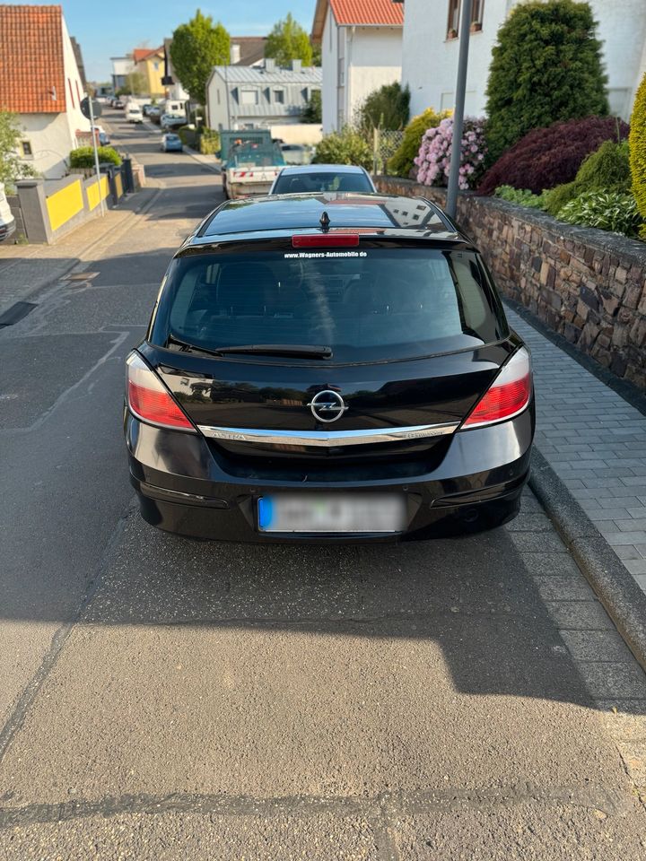 Opel Astra H 1.6 in Bad Camberg