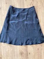Damen Rock Hugo Boss 100% Seide Gr. 38 Düsseldorf - Benrath Vorschau