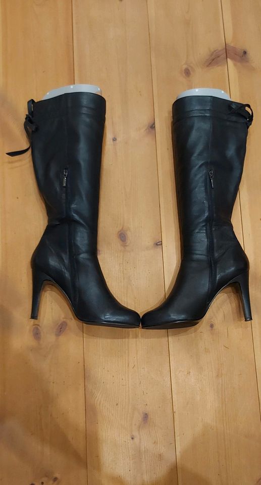 Highheels Stiefel von 5th Avenue in Hennigsdorf