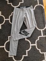 Nike Leggins grau Gr L 40 Baden-Württemberg - Michelbach an der Bilz Vorschau