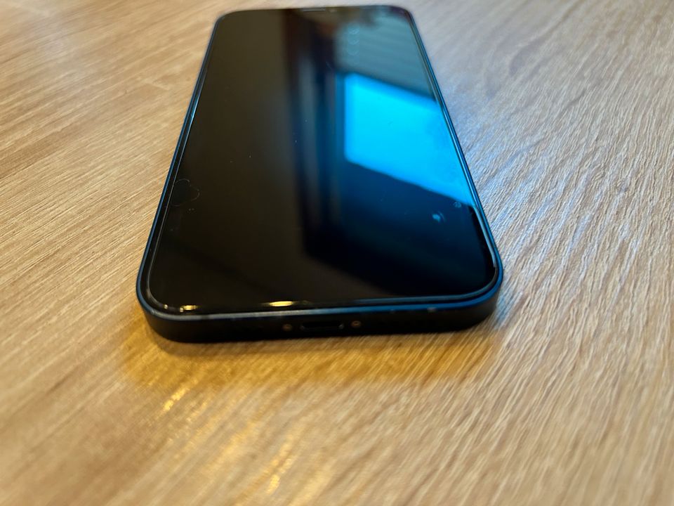 iPhone 12 128GB mit OVP in Wahlstedt