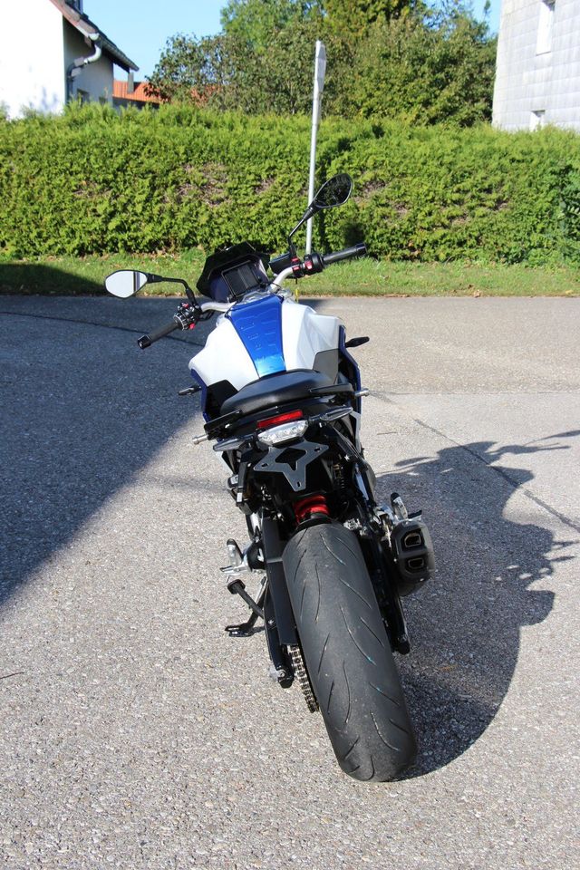 BMW F 900 R Sport Top + Voll + Navi Motorrad Ankauf + Finanz. in Dachau