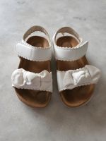 WEIßE MÄDCHEN SANDALEN MIT SCHLEIFE VON RESERVED GR.22/23 SOMMER Hessen - Offenbach Vorschau