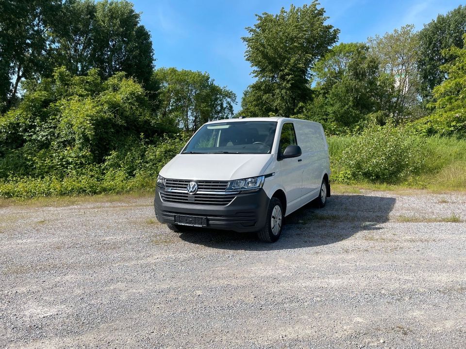 VW T6 4motion 4x4 - optional mit Camper Van Ausbau / Schlafdach in Wiesbaden