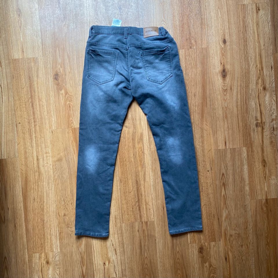 C&A Jeans größe 164 Jungen farbe grau in Hannover