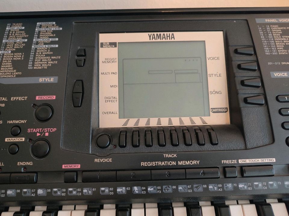 Yamaha Keyboard PSR-530 in Berlin