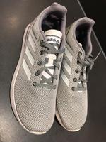 Adidas Herren Sneaker grau weiß Gr. 44 Hessen - Haiger Vorschau