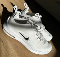 Nike Air Max Axis *neu* weiß - ungetragen Bayern - Altenmarkt Vorschau