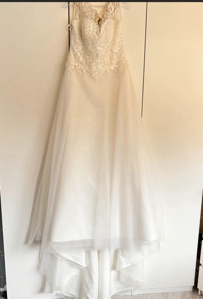 Hochzeitskleid - Brautkleid (Neu & ungetragen) in Essen