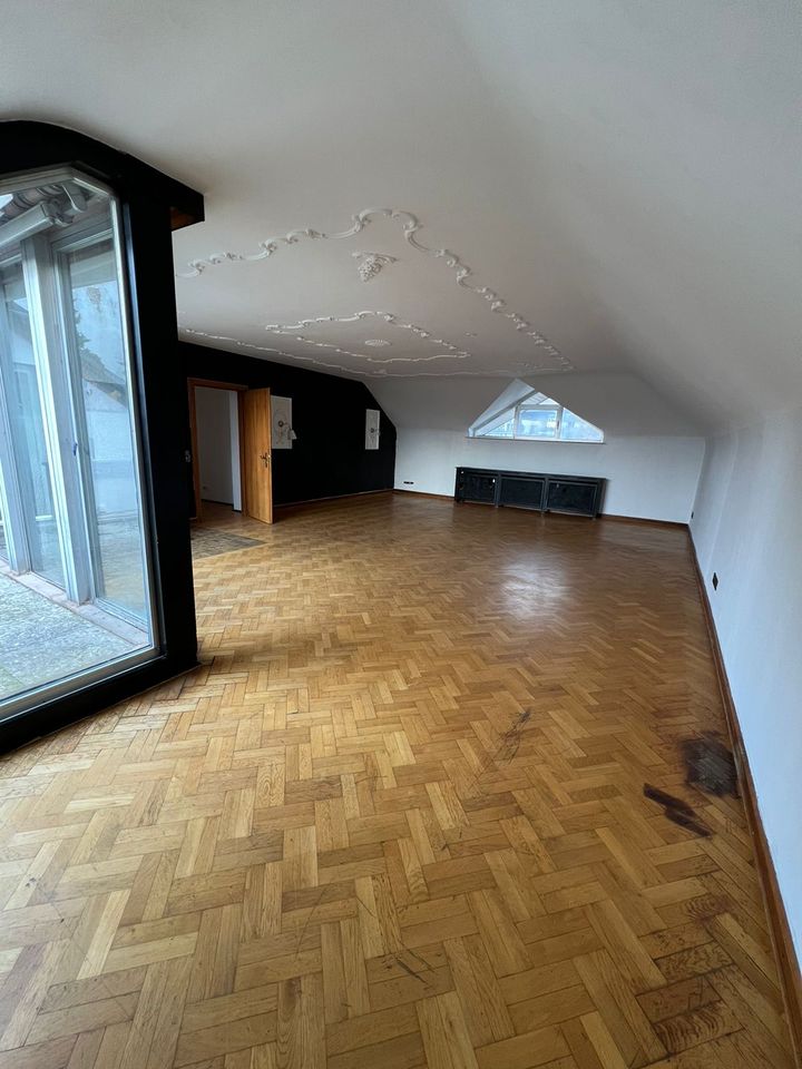 2 Zimmer Dachgeschosswohnung in Solingen