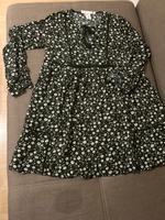 H&M Damen Kleid Grün/Weiß 40 Neuwertig 100% Viscose Niedersachsen - Schüttorf Vorschau
