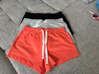 3x Esmara Damensweatshorts Gr.S (36/38) Bayern - Hohenlinden Vorschau