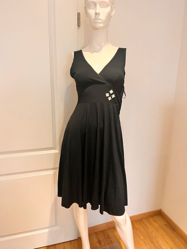 Vero Moda Cocktail Kleid 36/S Neu in Nürnberg (Mittelfr)