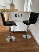 Bar mit 2 Barhockern - Abzuholen in 83135 Schechen München - Berg-am-Laim Vorschau
