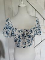 Shein Top Oberteil T-Shirt Crop Blumen Sachsen-Anhalt - Teuchern Vorschau