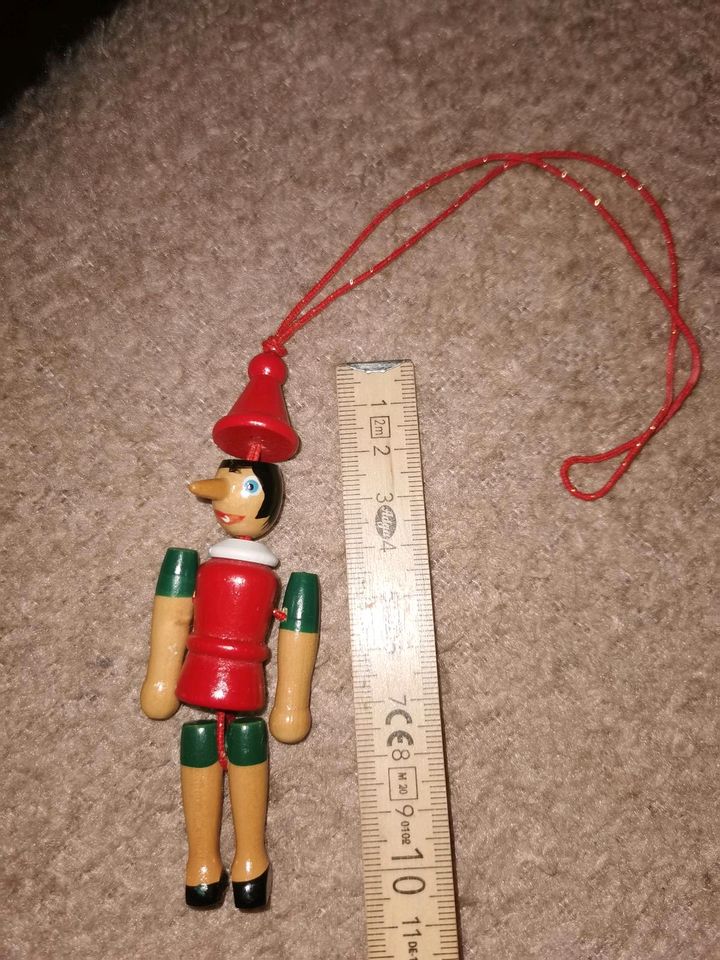 Pinocchio Figur beweglich, Hänger, buratino, DDR, Holzfigur in Erlau