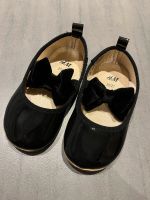 H&M Lackschuhe Ballerinas Gr. 20-21 schwarz Weihnachten Bad Doberan - Landkreis - Bargeshagen Vorschau